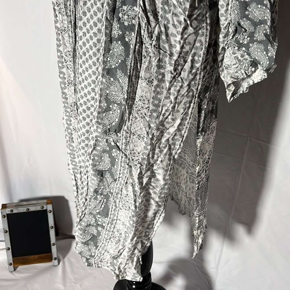 Millibon Melrose in the OC Boho Print Long Kimono, Lightweight size M + NWT - Picture 3 of 16